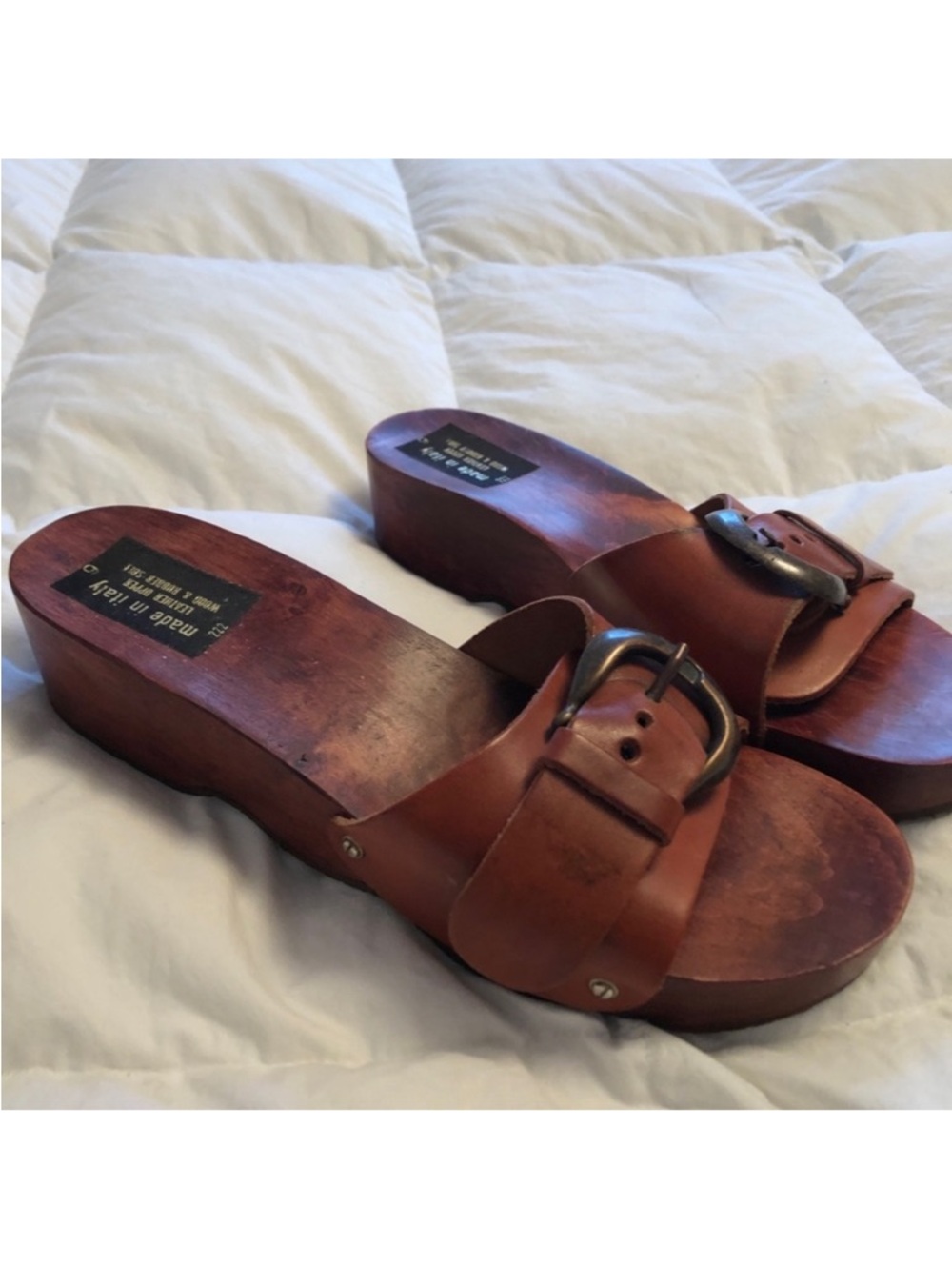 Made in Italy Leather Upper Wood & Rubber Sole Label 🇮🇹